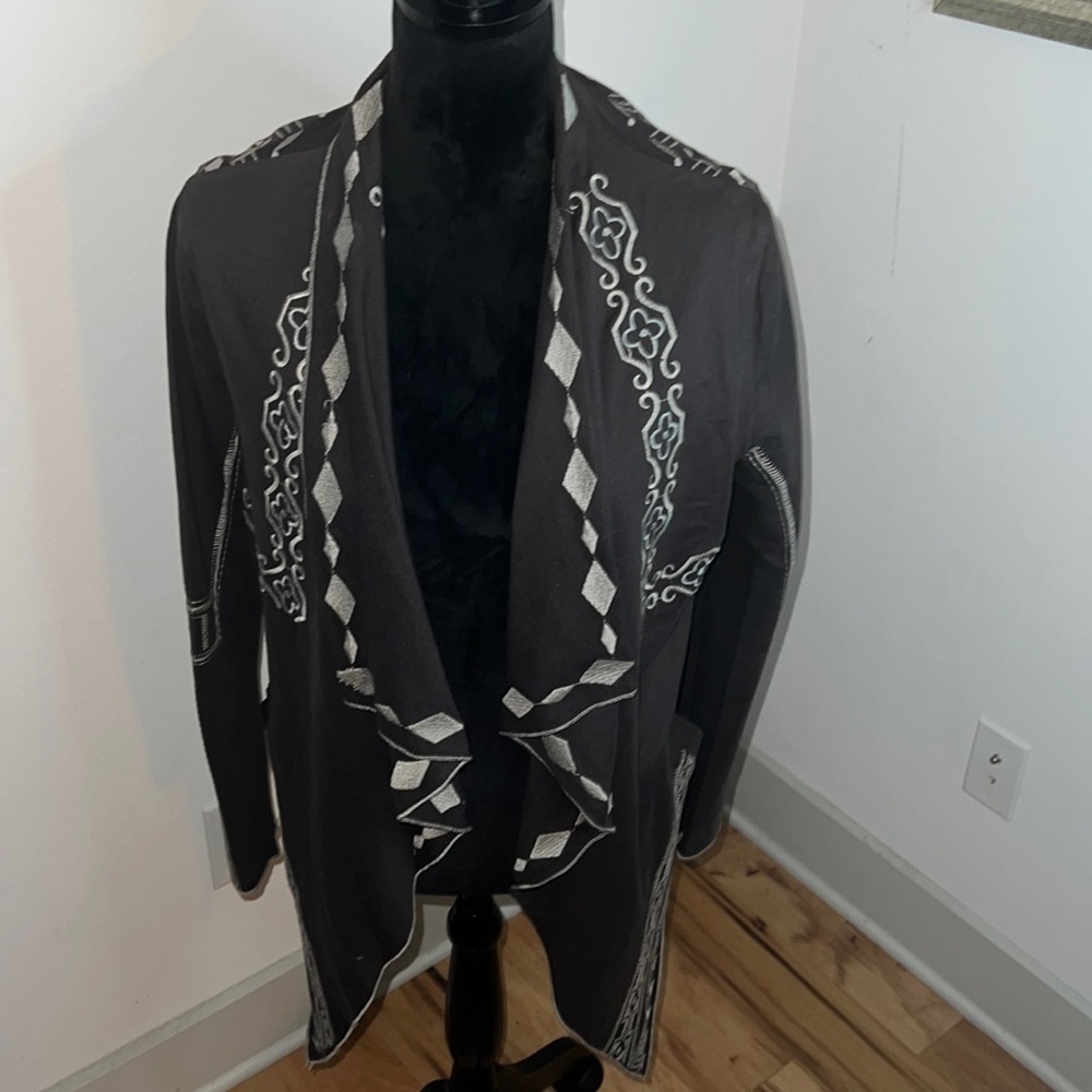 Mono Reno ran embroidered 100% cotton brown long sleeves cascade bolero open top